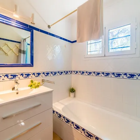Country House In Porto Petro With Private Pool Ferienhaus *